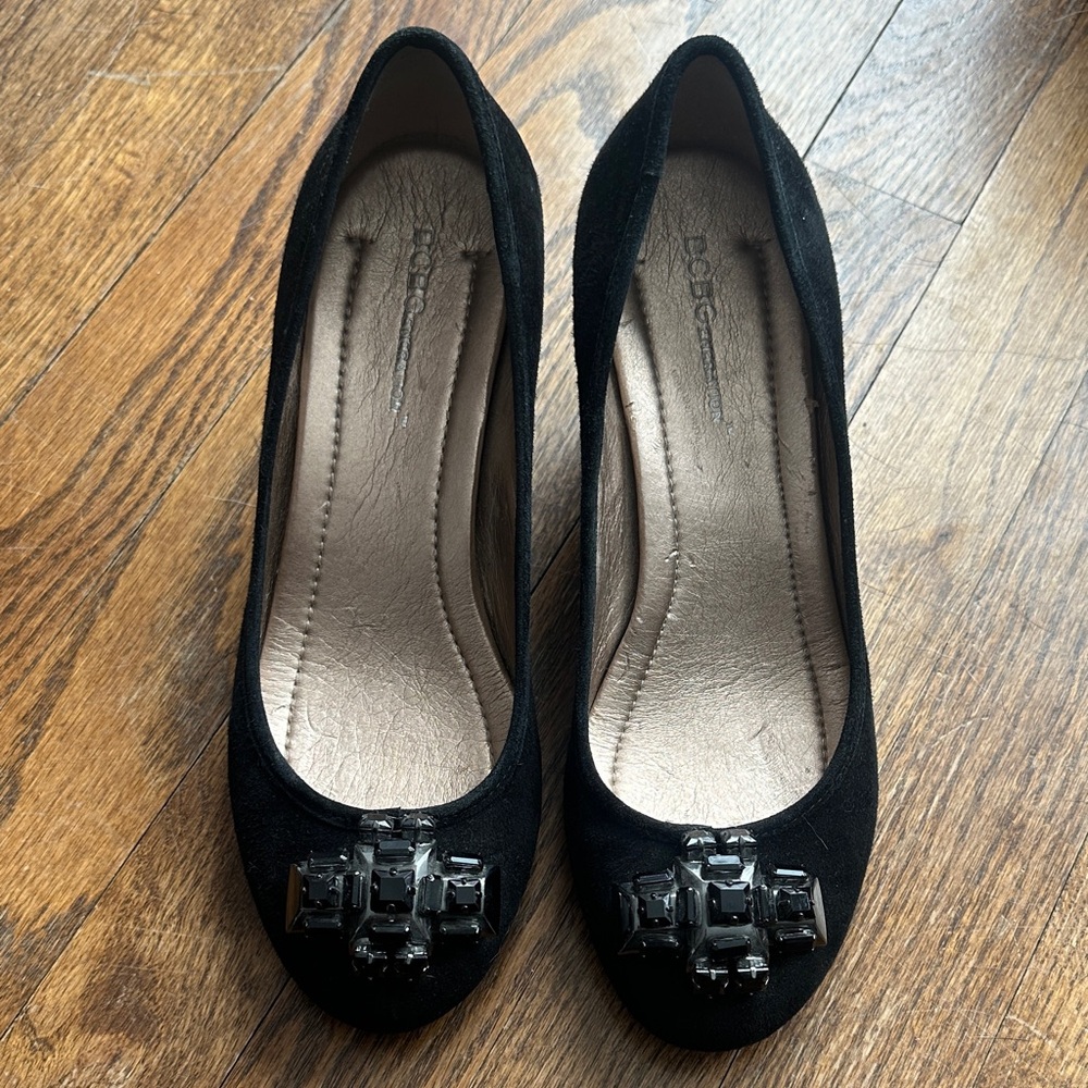 BCBGMaxAzria Black suede wedges with Embellishments